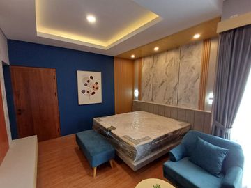 Rumah Mewah 2 Lantai Kolam Renang Maguwo Dekat Kampus UPN YKPN Pakuwon Mall