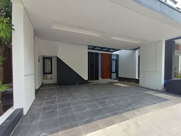 Rumah Premium Strategis di Sleman dekat Pakuwon Mall Jogja