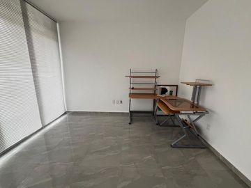 HERMOSA RESIDENCIA EN CONDADO DE SAYAVEDRA