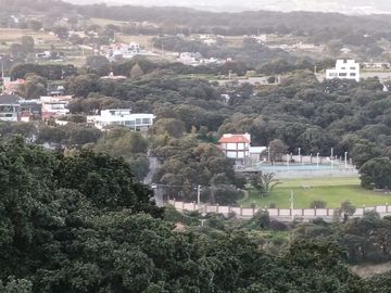 HERMOSA RESIDENCIA EN CONDADO DE SAYAVEDRA