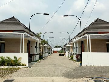 Rumah Cantik Modern Tropis di Sleman dekat Sekolah Internasional Budi Mulia 2