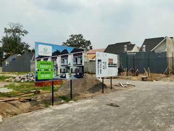 Rumah Cantik Modern Tropis di Sleman dekat Sekolah Internasional Budi Mulia 2
