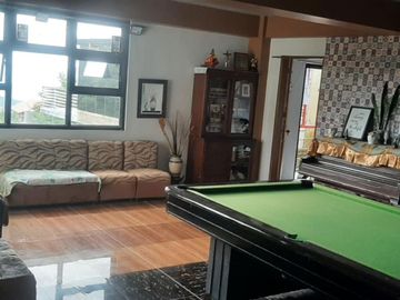 4 Bedrooms House and Lot with Overlooking View in La Trinidad