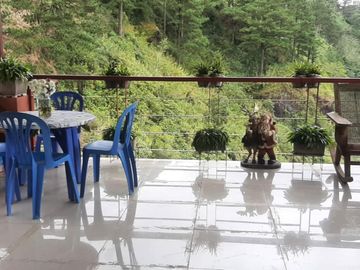 4 Bedrooms House and Lot with Overlooking View in La Trinidad