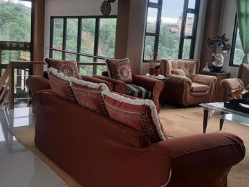 4 Bedrooms House and Lot with Overlooking View in La Trinidad