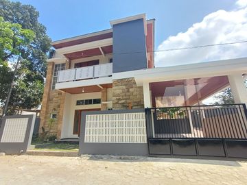 Rumah Luas 4 Kamar Siap Huni di Sleman dekat Kampus UII