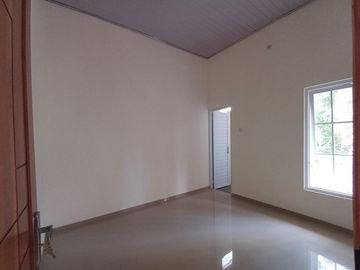 Rumah Luas 4 Kamar Siap Huni di Sleman dekat Kampus UII