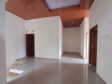 Rumah Luas 4 Kamar Siap Huni di Sleman dekat Kampus UII