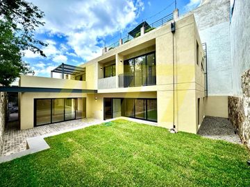 CASA EN VENTA EN GRAN JARDIN