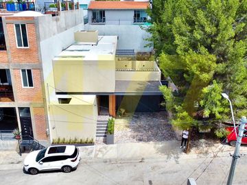 CASA EN VENTA EN GRAN JARDIN