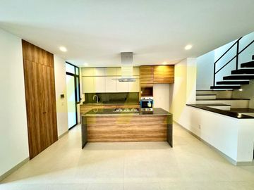 CASA EN VENTA EN GRAN JARDIN