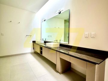 CASA EN VENTA EN GRAN JARDIN