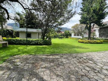 VENDO HERMOSA QUINTA EN MIRASIERRA - QUITO, VALLE DE LOS CHILLOS