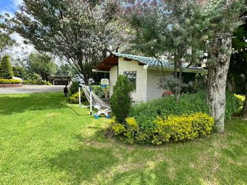 VENDO HERMOSA QUINTA EN MIRASIERRA - QUITO, VALLE DE LOS CHILLOS