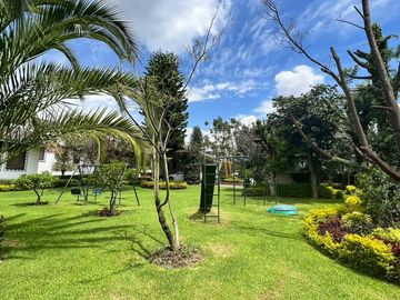 VENDO HERMOSA QUINTA EN MIRASIERRA - QUITO, VALLE DE LOS CHILLOS