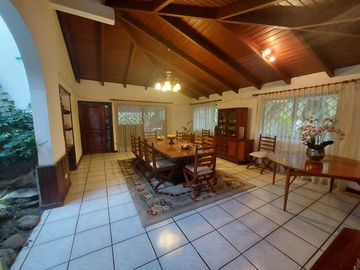 VENDO HERMOSA QUINTA EN MIRASIERRA - QUITO, VALLE DE LOS CHILLOS