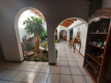 VENDO HERMOSA QUINTA EN MIRASIERRA - QUITO, VALLE DE LOS CHILLOS