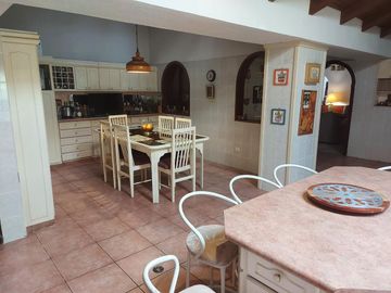 VENDO HERMOSA QUINTA EN MIRASIERRA - QUITO, VALLE DE LOS CHILLOS