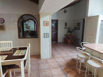 VENDO HERMOSA QUINTA EN MIRASIERRA - QUITO, VALLE DE LOS CHILLOS