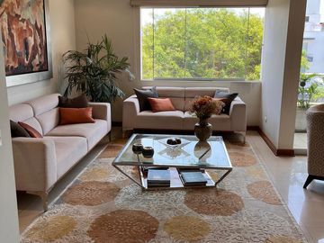 VENTA DE ESPECTACULAR DUPLEX PRIME EN ZONA EXCLUSIVA, CHACARILLA