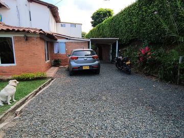 CASA CAMPESTRE EN VENTA POR PEREIRA PUEBLITO CAFETERO