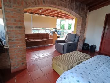 CASA CAMPESTRE EN VENTA POR PEREIRA PUEBLITO CAFETERO
