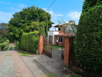 CASA CAMPESTRE EN VENTA POR PEREIRA PUEBLITO CAFETERO