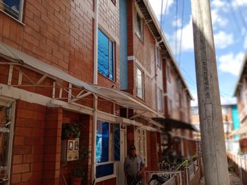SE VENDE CASA CONJUNTO RESIDENCIAL PRIMAVERA EL TINTAL