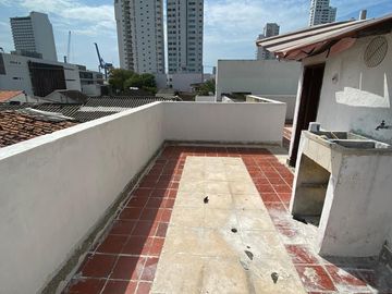 CASA EN VENTA - MANGA