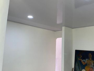 CASA EN VENTA - MANGA