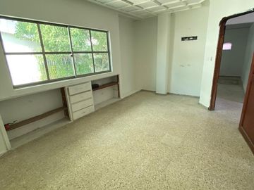 CASA EN VENTA - MANGA