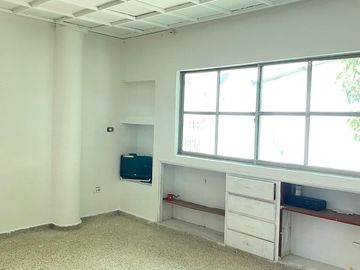 CASA EN VENTA - MANGA