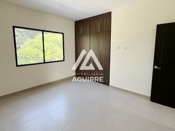 EN VENTA: casa por estrenar en urbanizacion privada, Machala