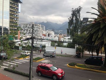 Venta Suite con Terraza Bellavista, Iñaquito