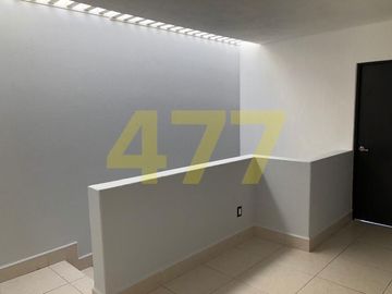 CASA EN VENTA (KATANIA)