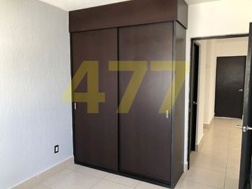 CASA EN VENTA (KATANIA)