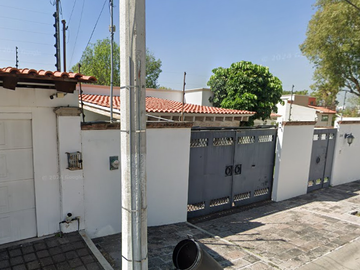Casa en Santa Rosa Jauregui Villas del Mesón Querétaro (salitre)