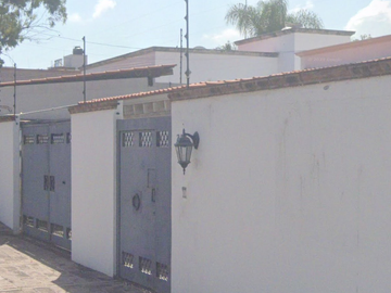 Casa en Santa Rosa Jauregui Villas del Mesón Querétaro (salitre)