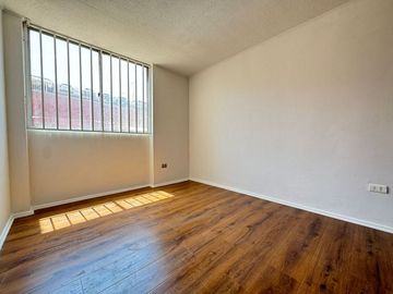 SE VENDE DEPTO EN COND. HORIZONTE.