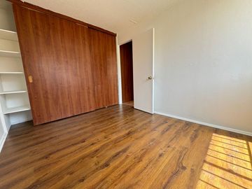 SE VENDE DEPTO EN COND. HORIZONTE.