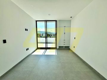 CASA EN VENTA (VALLES DEL MOLINO A)