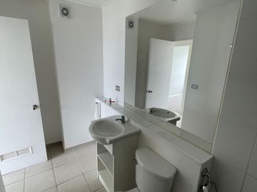 Departamento de 2D-1B sin amoblar, como nuevo en Puertas Del Mar