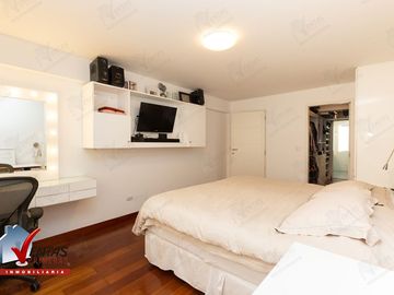 VENTA DEPARTAMENTO EN SAN BORJA MUY CERCA AL PENTAGONITO