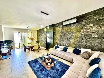 CASA EN VENTA (HACIENDA VALBUENA)