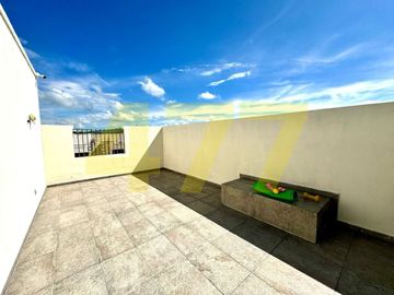 CASA EN VENTA (HACIENDA VALBUENA)
