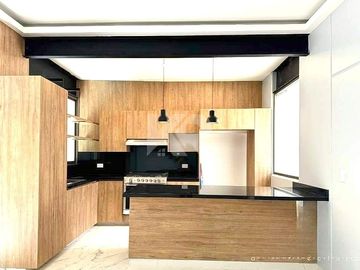 Casa Minimalista con Alberca y Diseño Detallado en la Zona Norte de Cuernavaca - $6,200,000 MXN