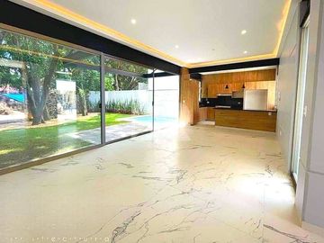 Casa Minimalista con Alberca y Diseño Detallado en la Zona Norte de Cuernavaca - $6,200,000 MXN