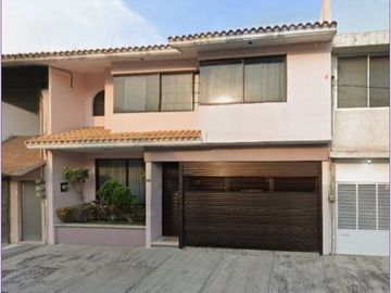 VENTA DE CASA EN BOCA DEL RIO VERACRUZ AV. FERNANDO MAGALLANES