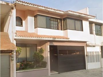 VENTA DE CASA EN BOCA DEL RIO VERACRUZ AV. FERNANDO MAGALLANES