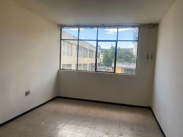 Venta Casa  Rentera sector Jipijapa 3 departamentos